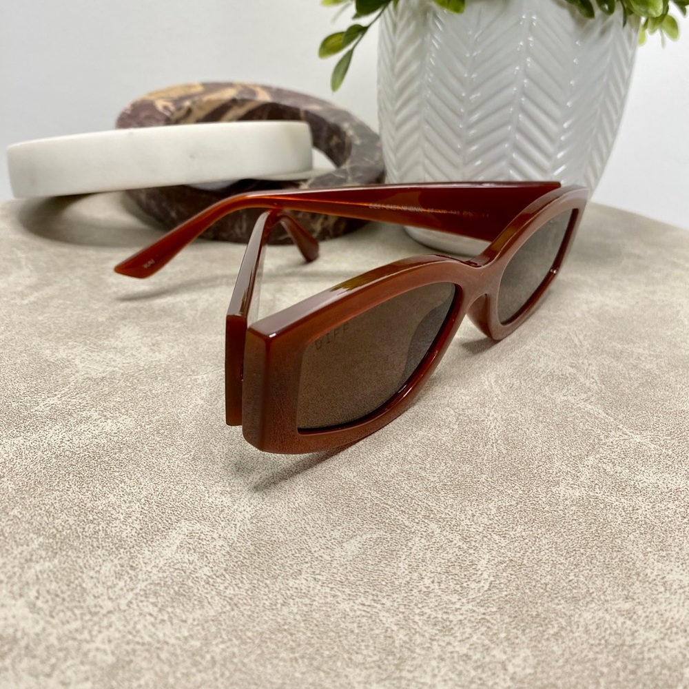 DIFF 55mm Kai Oval Sunglasses Nutshell Frame Brow… - image 3